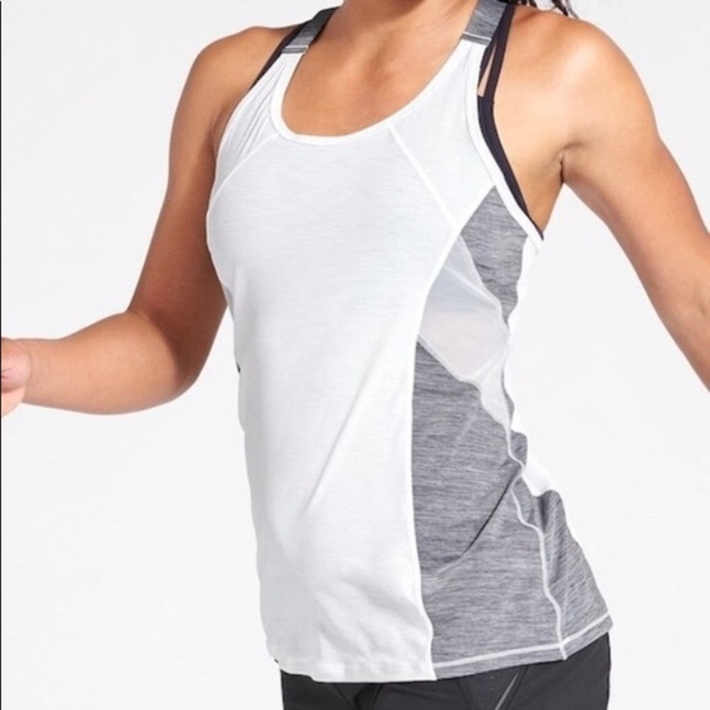 Athleta Runlight Singlet Active Top